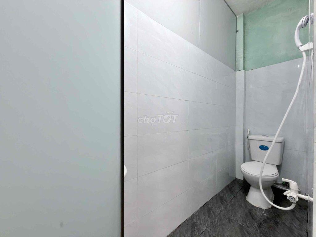 Phòng trống sẵn , ngay chợ , bhx, bệnh viện