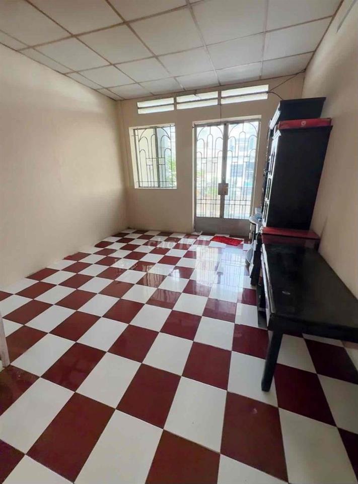 HẺM XE HƠI NHÀ 2 TẦNG. KHA VẠN CÂN. 4,5tỷ. SỔ HÔNG RIÊNG. 42.8m2