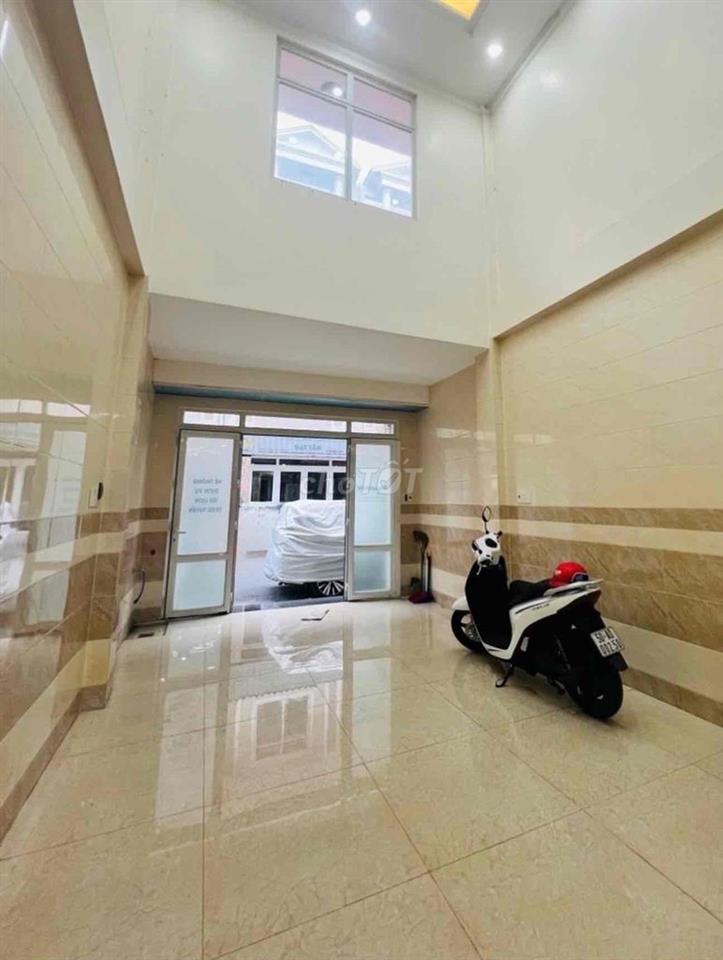 HẺM XE HƠI 6m. 4 TẦNG -💰7.9 tỉ. QL13. P. HIỆP BÌNH. SHR, Hoàn công, vu