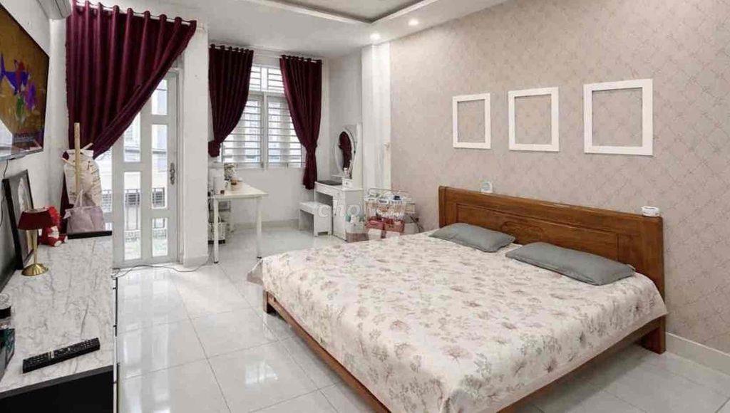 7.3 tỉ . 3 tầng khu phân lô đồng bộ. Hẻm xe hơi. QL13 Hiệp Bình.  54m2