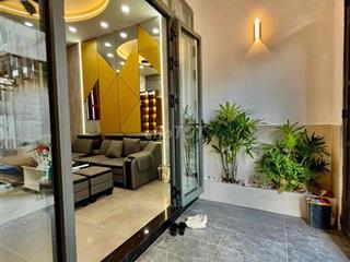 HẺM XE HƠI- NHÀ 3 TẦNG MỚI -  NGAY CHỢ HIỆP BÌNH. 5.5 tỷ. SHR. full NT