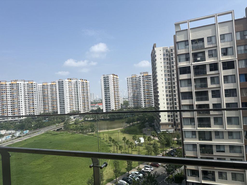 Bán căn 2 ngủ full nội thất xịn sò