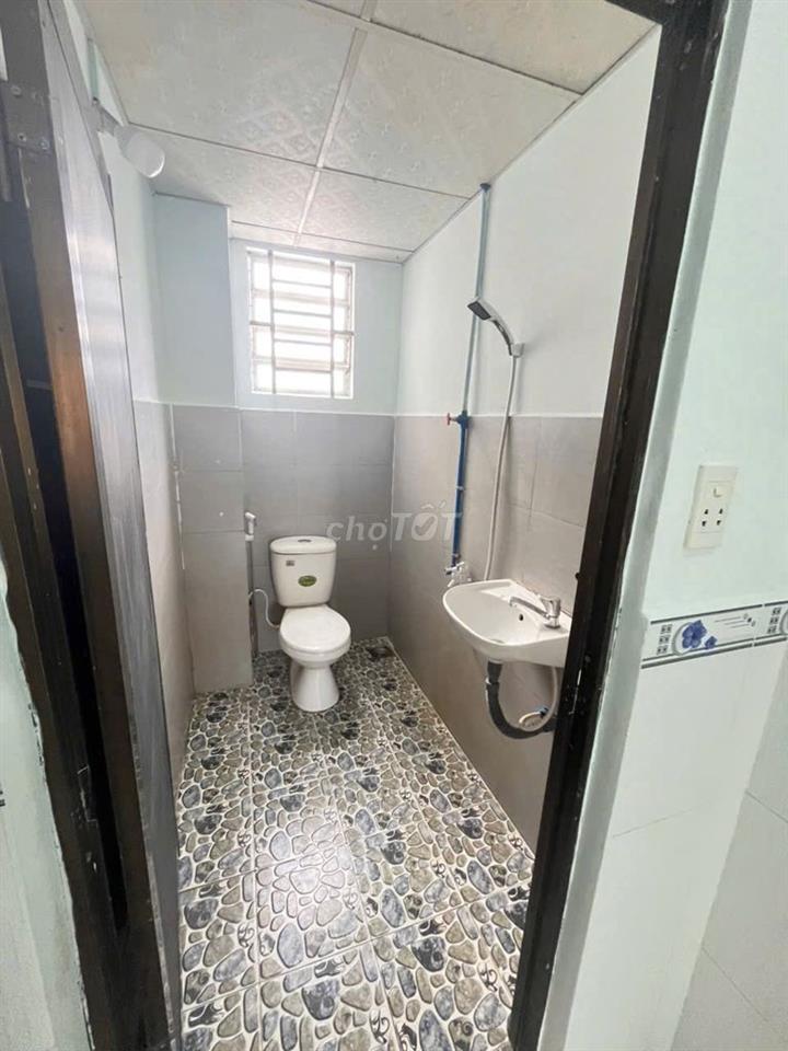 Nhà mặt tiền 1 trệt 1 lầu 450tr