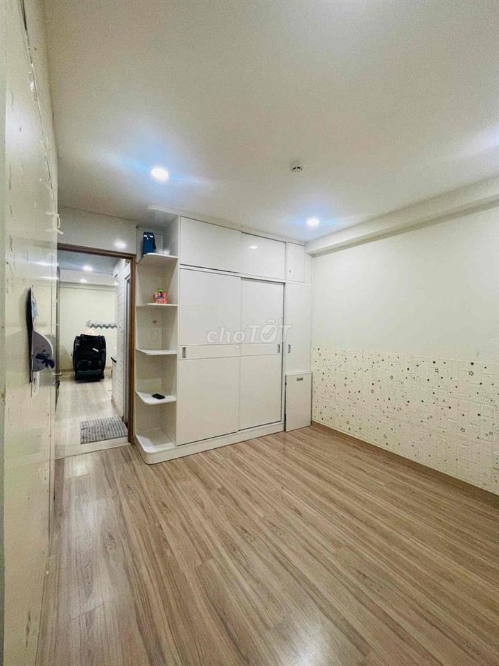 Căn hộ 71m2, 2PN,2Wc, 2 ban công,  1 lô gia
