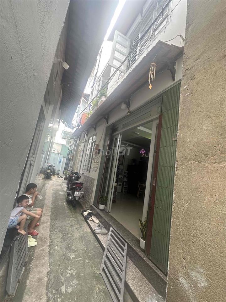 khu dan cu hien huu gan trường joc gan khu cong nghiệp