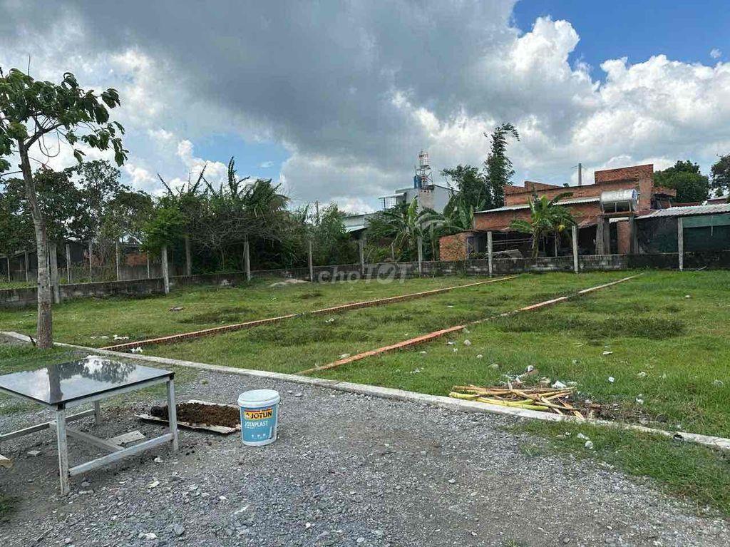 khu dan cu hien huu gan trường joc gan khu cong nghiệp