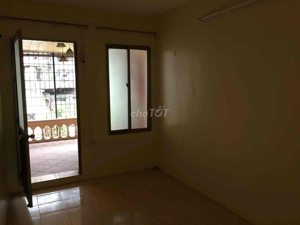 Cho thuê nhà TT phố Hoàng Ngọc Phách 85 m2 thoáng mát