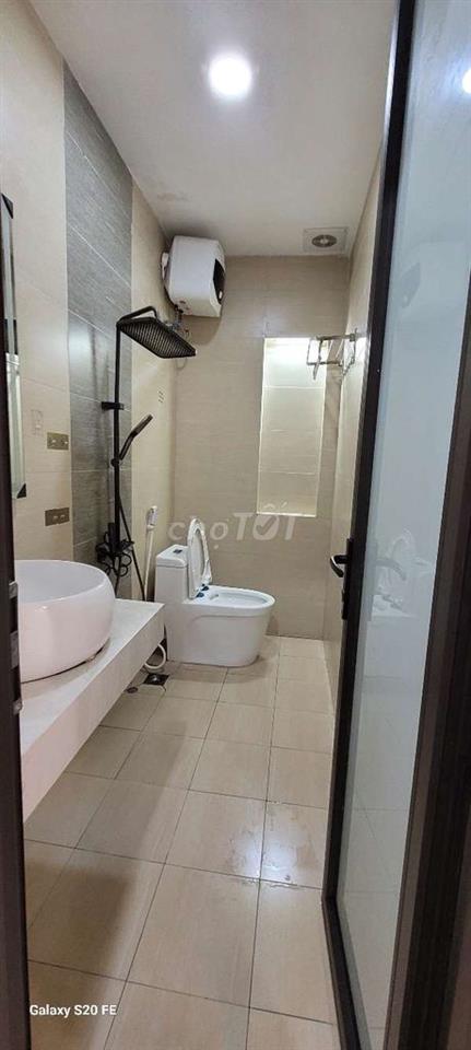 Cho thuê nhà Ô tô 7 chỗ qua nhà Kinh doanh tốt