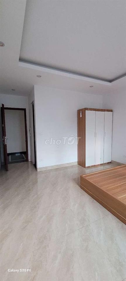 Cho thuê nhà Ô tô 7 chỗ qua nhà Kinh doanh tốt
