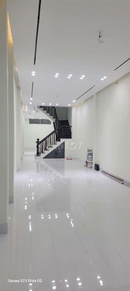 chính chủ cho thuê nhà mặt tiền 471 Trường Chinh quận Tân Bình.HCM