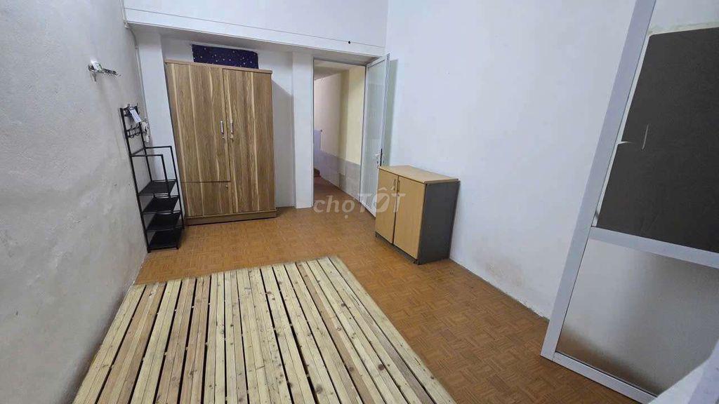 CHO THUÊ NHÀ NC THÁI THỊNH ĐỐNG ĐA 5PN 4 TẦNG FULL NT 13 TRIỆU/THÁNG