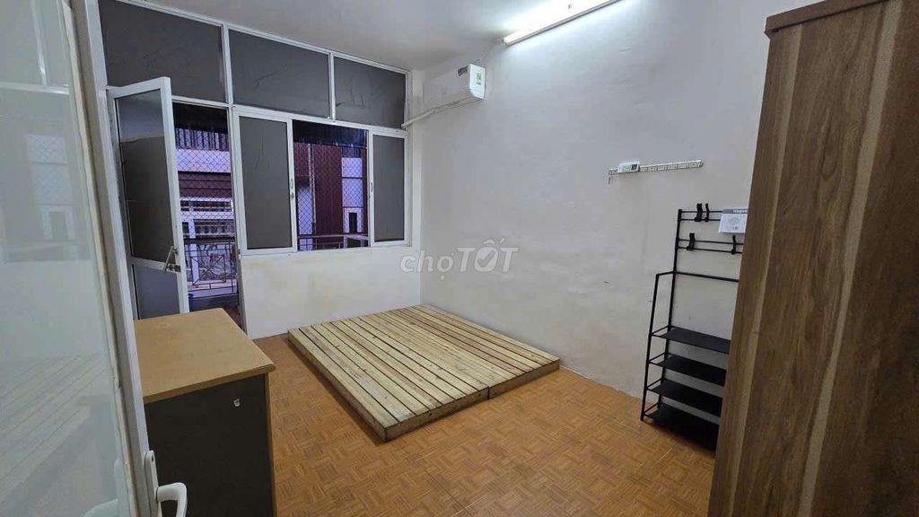 CHO THUÊ NHÀ NC THÁI THỊNH ĐỐNG ĐA 5PN 4 TẦNG FULL NT 13 TRIỆU/THÁNG