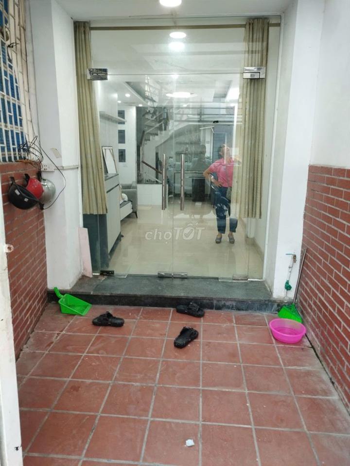 Cho thuê nhà nguyên căn ngõ 387 vũ tông phan