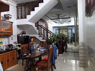 Cho thuê nhà 1trệt 2 lầu, 4pn đường XH