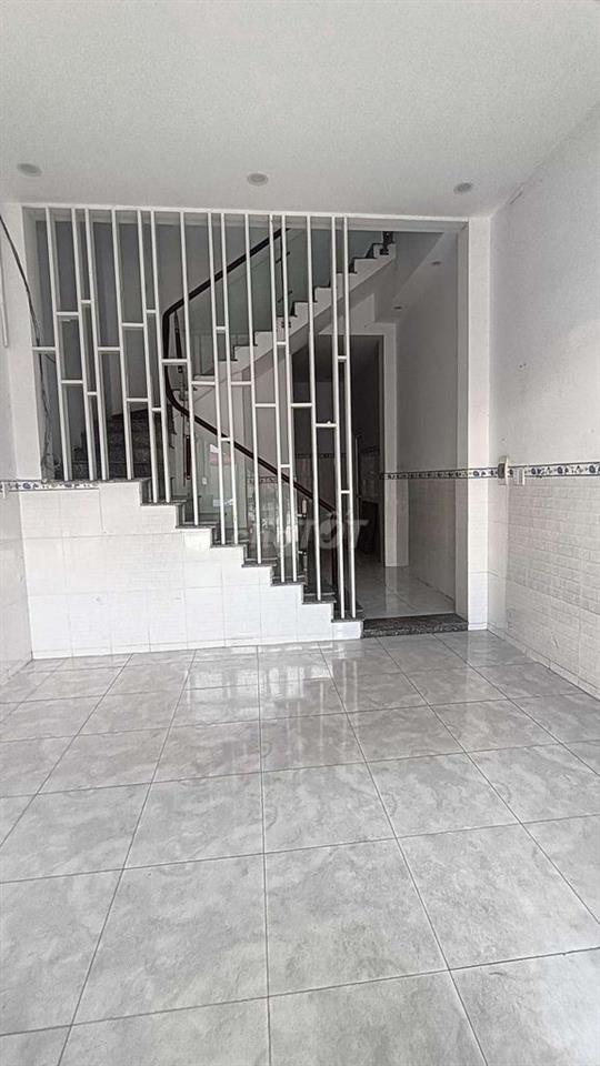 Cho thuê nguyên căn 1trệt 2 lầu 4pn mặt tiền kinh doanh
