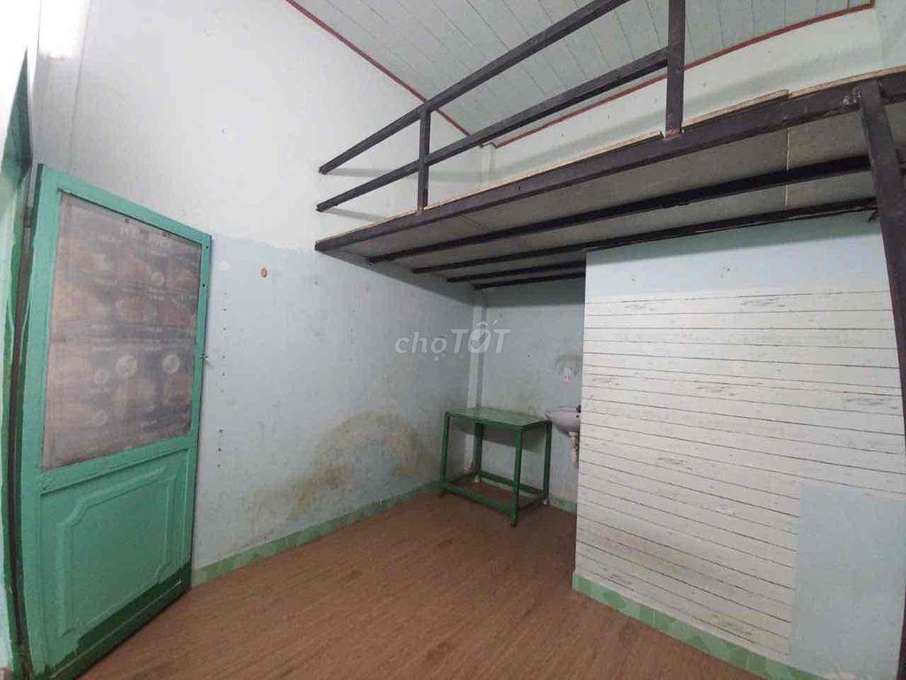 Cho thuê trọ Lê Văn Lương ( ngay Cầu Gạch Chiếc) gần ĐH Tôn Đức Thắng