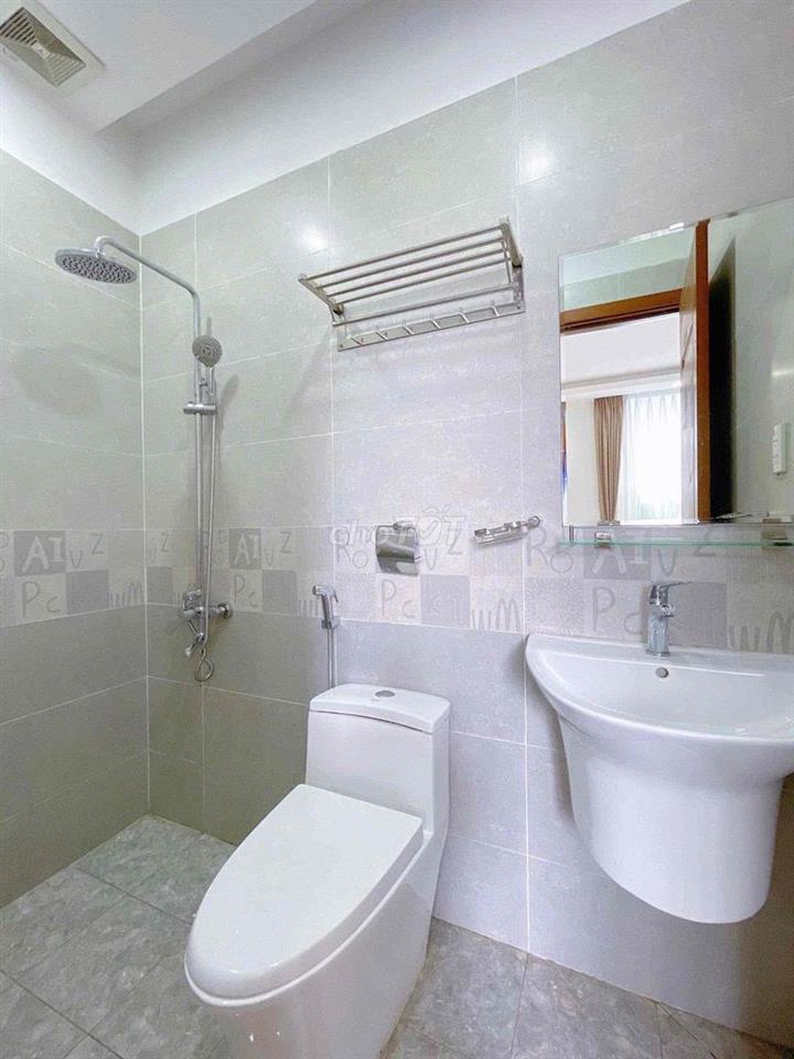 CHDV 1PN FULL NỘI THẤT BAN CÔNG NGAY VÒNG XOAY ĐIỆN BIÊN PHỦ