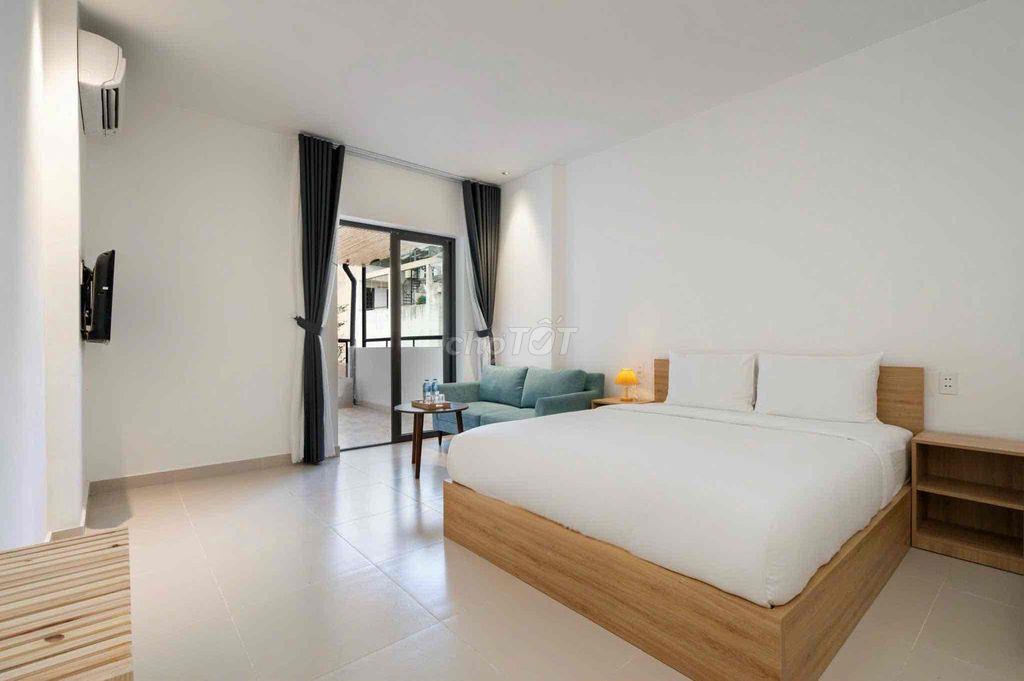 SIÊU PHẨM PENTHOUSE/ 1 PHÒNG NGỦ BAN CÔNG NGAY TRUNG TÂM Q3