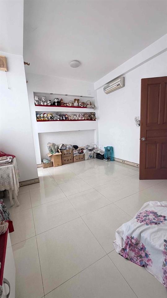 Nhà Ngợp Cần Bán Gấp