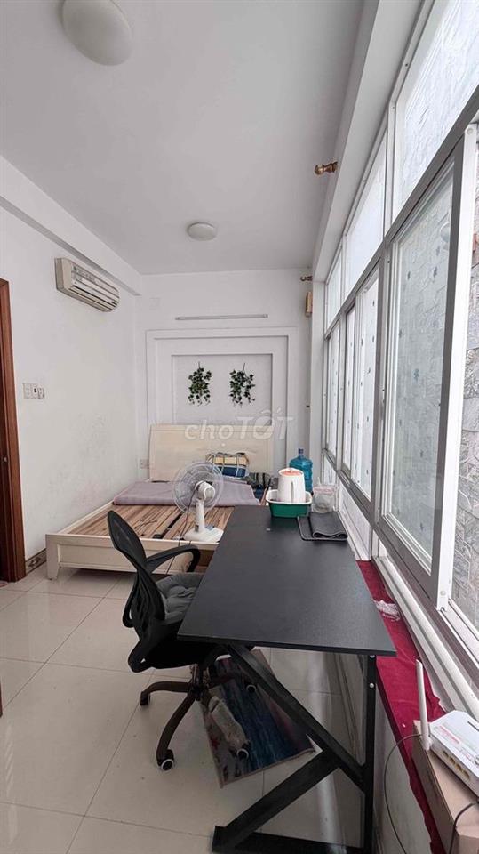 Nhà Ngợp Cần Bán Gấp