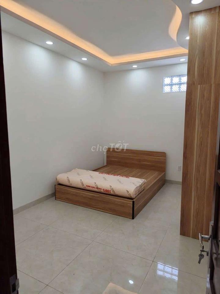 CHO THUÊ NHÀ MBKD - LƯƠNG THẾ VINH - TÂN PHÚ - 28TRIEU - 400M2 - 2 MT