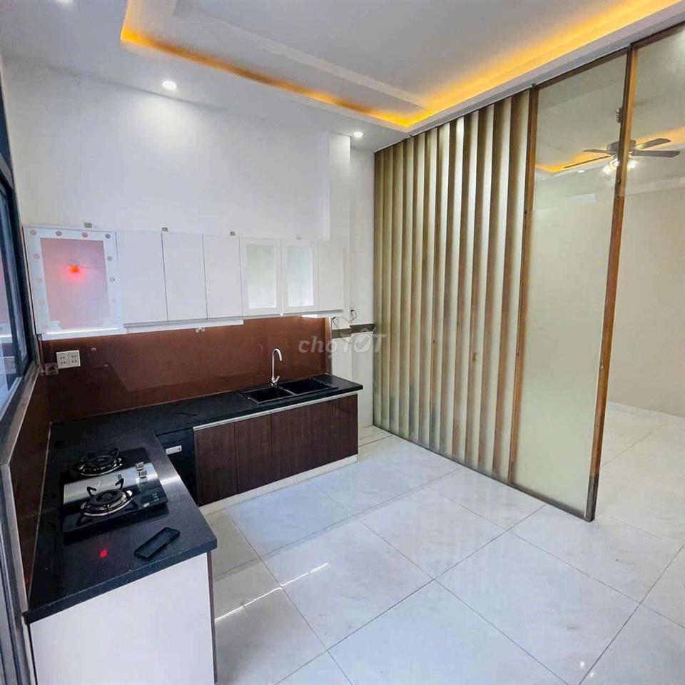 CHO THUÊ NHÀ 2MT GÒ XOÀI LÊ VĂN QUỚI - 26 TRIEU - 7PN - CHDV