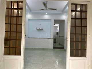 CHO THUÊ NHÀ 1 SẸC MÃ LÒ, 7 TRIỆU, 2PN, HẺM 6M CỤT, KO NGẬP