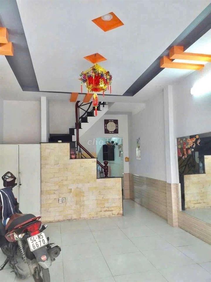 CHO THUÊ NHÀ 57 LÊ ĐÌNH  CẨN, 6 TRIỆU, 2PN, 4×13M 