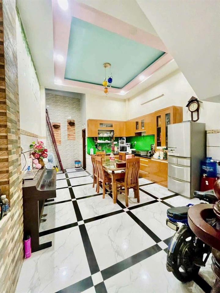 CHO THUÊ NHÀ TÂN KỲ TÂN QUÝ,BÌNH TÂN, 14 TRIỆU, 4PN, HẺM XE HƠI