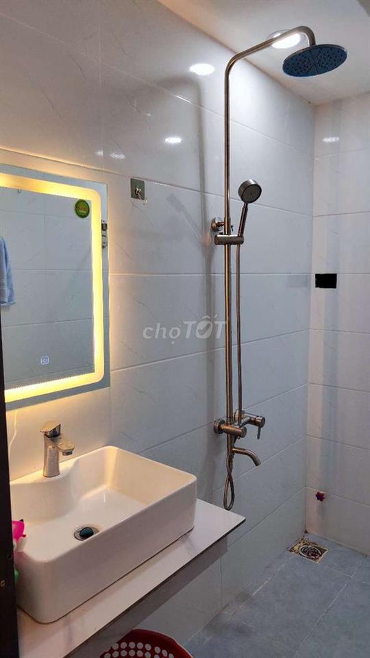 cần pass lại phòng studio full nội thất