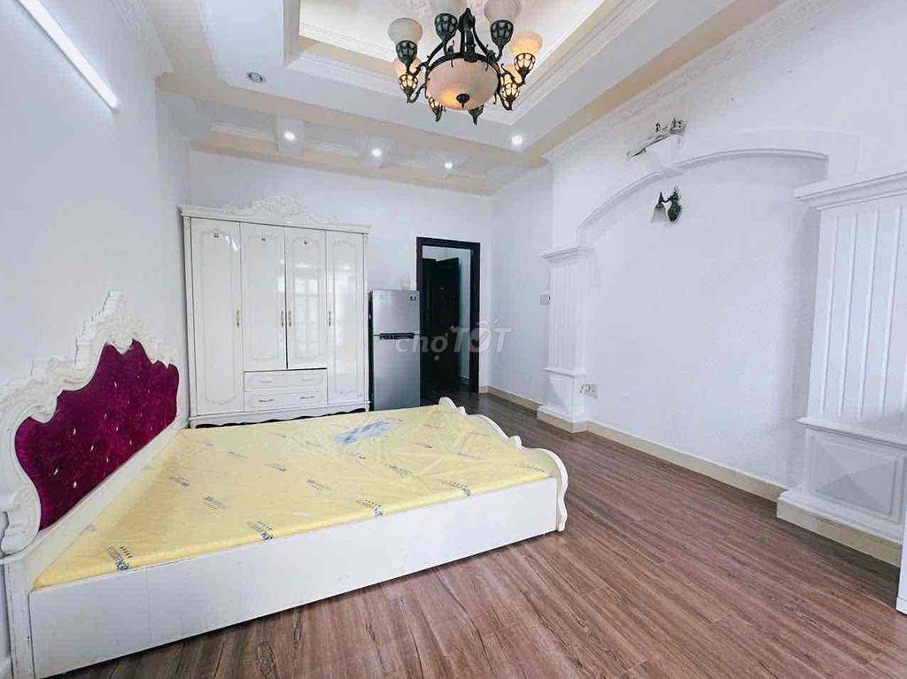STUDIO - BAN CÔNG - Full nội thất