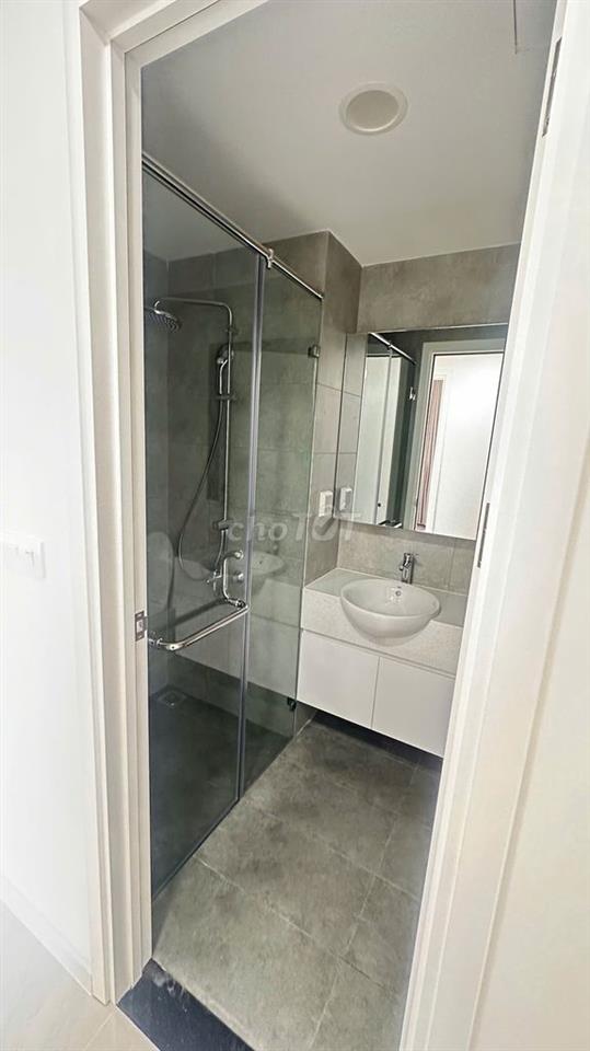 Nhà Mới - Trống sẵn - Ngay Trương Văn Bang Q.2