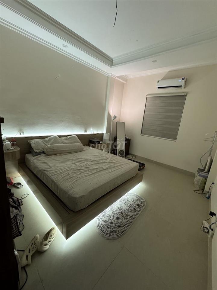 Nhà Riêng 766 La Thành  60m² x4 Tầng – Ô Tô Đỗ Sát Cửa – Nội thất Mới]