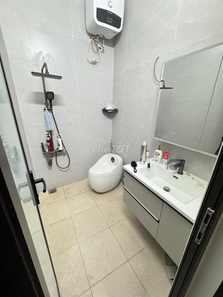 Nhà Riêng 766 La Thành  60m² x4 Tầng – Ô Tô Đỗ Sát Cửa – Nội thất Mới]
