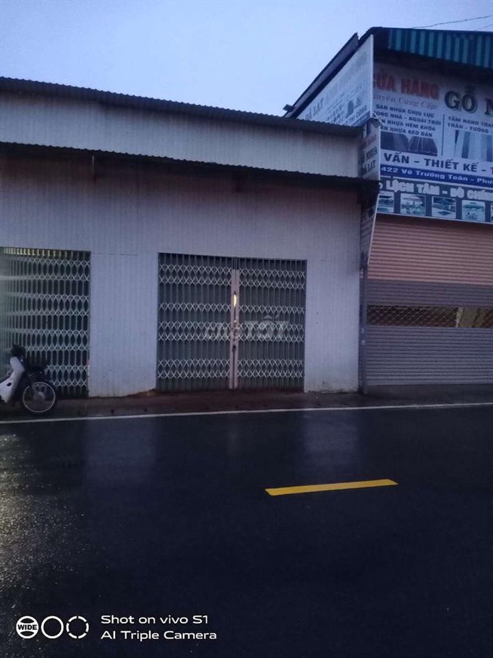 Cho thuê mặt bằng kinh doanh nguyên căn 