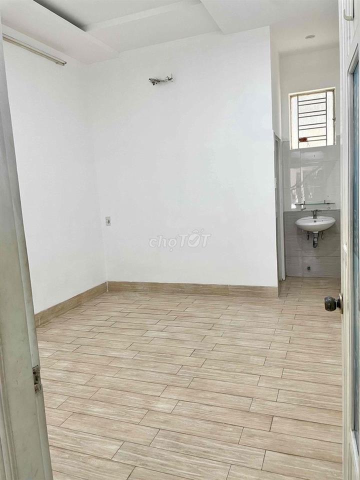 Cần tiền trả nợ vc em bán nhà Trần Đình Long