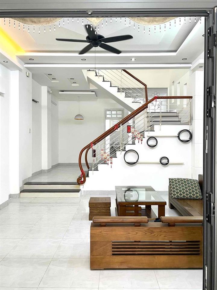 Cần tiền trả nợ vc em bán nhà Trần Đình Long