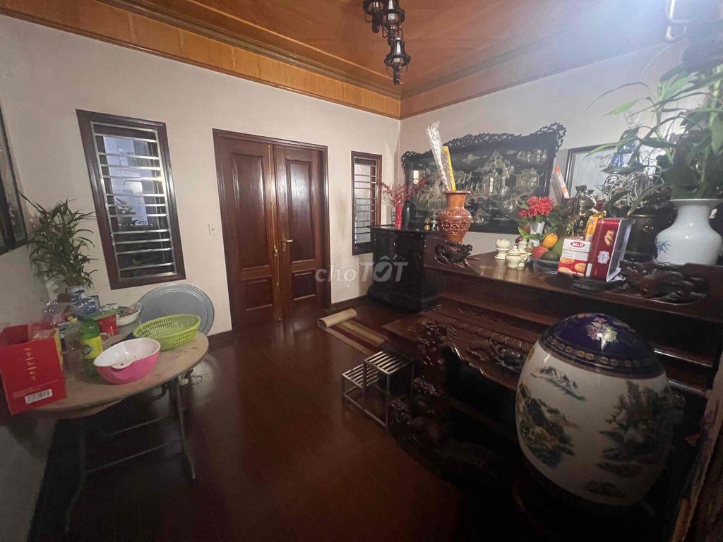 Cần bán nhà số 18/591 thiên lôi