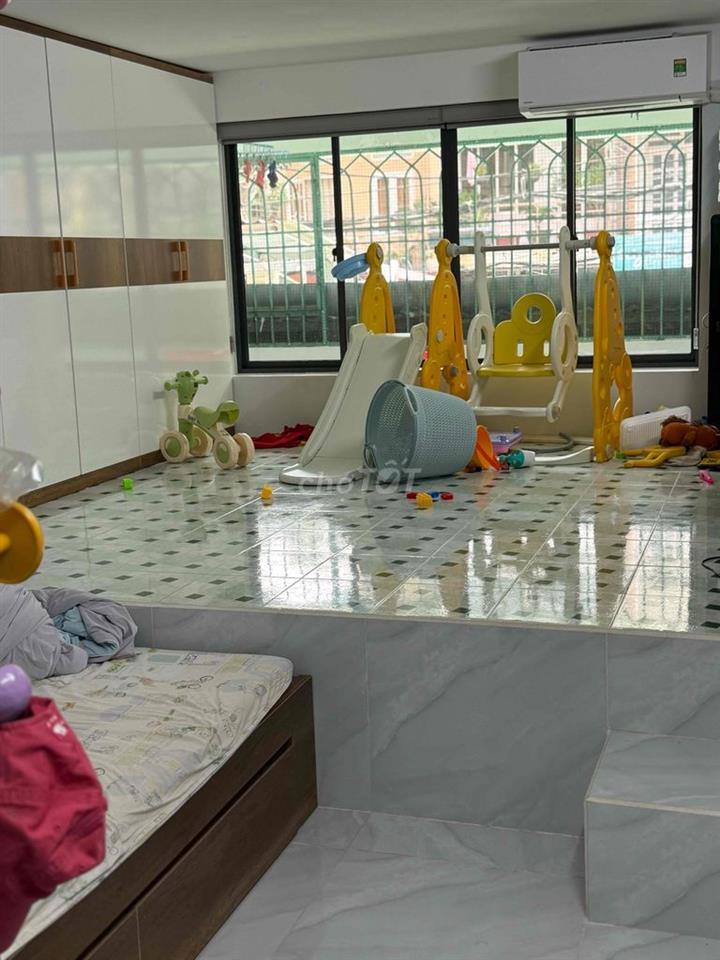 bán nhà mặt tiền chung cư lạc long quân