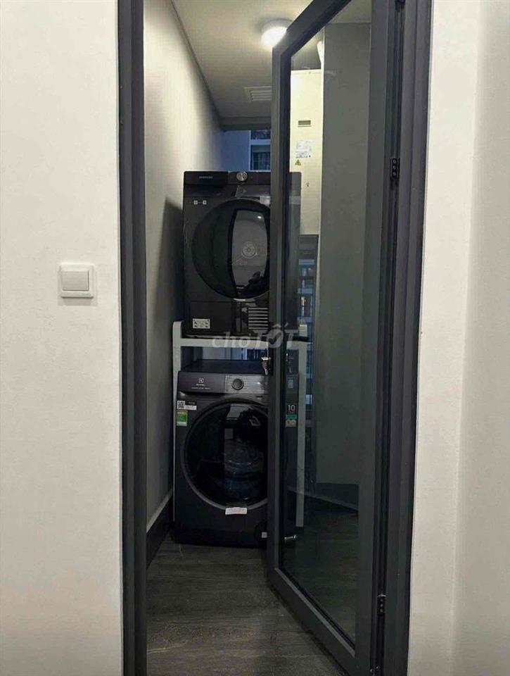 chính chủ bán căn 2n2wc mas D smartcity