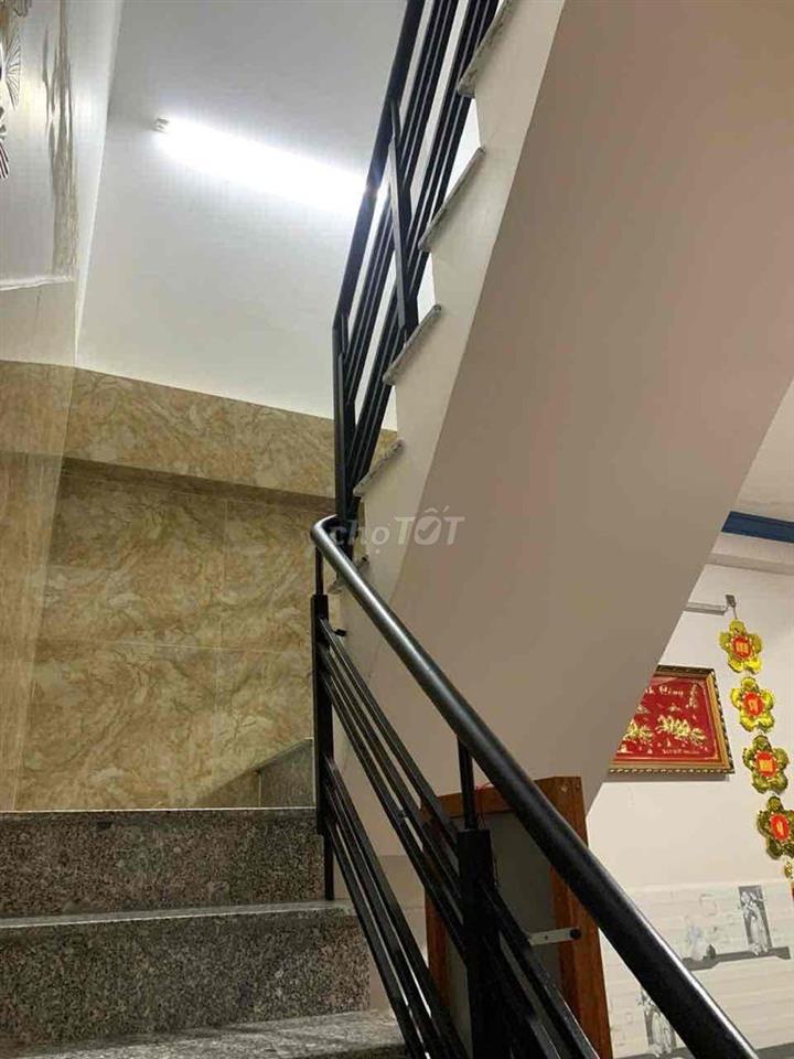 Toi về quê cần bán