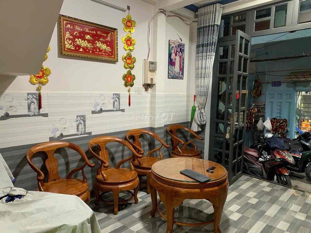 Toi về quê cần bán