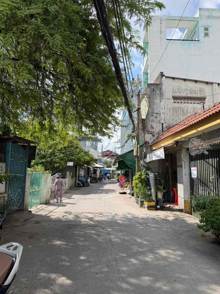 ☘️Cần Bán nhà Hẻm Xe Hơi . Bình Đông Q8