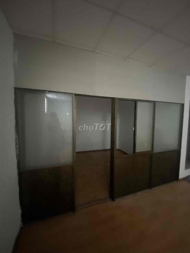 Nhà mặt tiền đường Ngô Quyền 1 gác 1 trệt