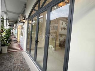 Bán Chung Cư Mặt Tiền Đường Nguyễn Công Trứ ( Quận 1 cũ)