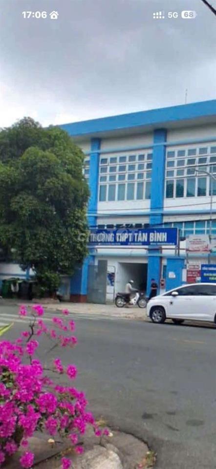 Cho thuê tầng 2 làm lớp dạy học