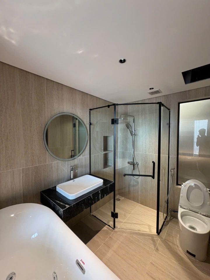 Siêu Phẩm Long Biên, Ô tô vào nhà, Thiết Kế đẹp, 50m x 6 tầng thang máy, Rá cực sốc.