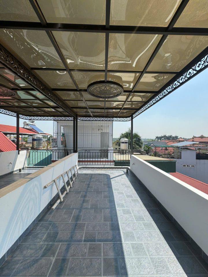 🏡 Hiếm, Nhỉnh 6 tỷ, Nhà Mới Gần 40M x 5 Tầng Thang Máy, tại Long Biên, Vài bước  Ra  Phố.