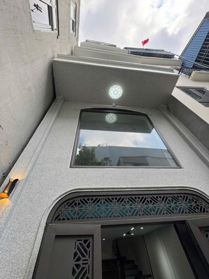 🏭 Hiếm, 5 tỉ xíu, Nhà mới 6 tầng Tại Long Biên, Thiết Kế Duplex Hiện đại Ngõ rộng thoáng