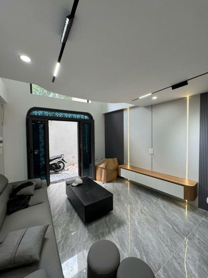 🏭 Hiếm, 5 tỉ xíu, Nhà mới 6 tầng Tại Long Biên, Thiết Kế Duplex Hiện đại Ngõ rộng thoáng